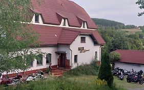 Gościniec, kwatery prywatne przy stoku w Zieleńcu